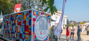 Nouveauté : la Province de Liège lance sa première biblio –camionnette       « Easy–Bibli » !